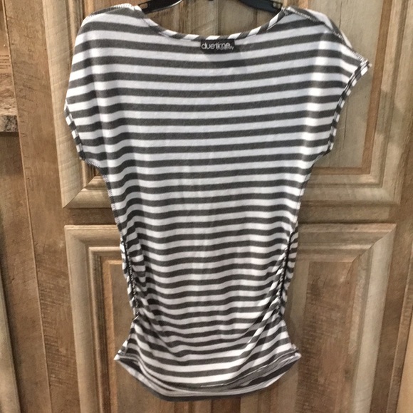 Pre-Owned “Duetime” Maternity Blouse (Size Medium) - Picture 7 of 8